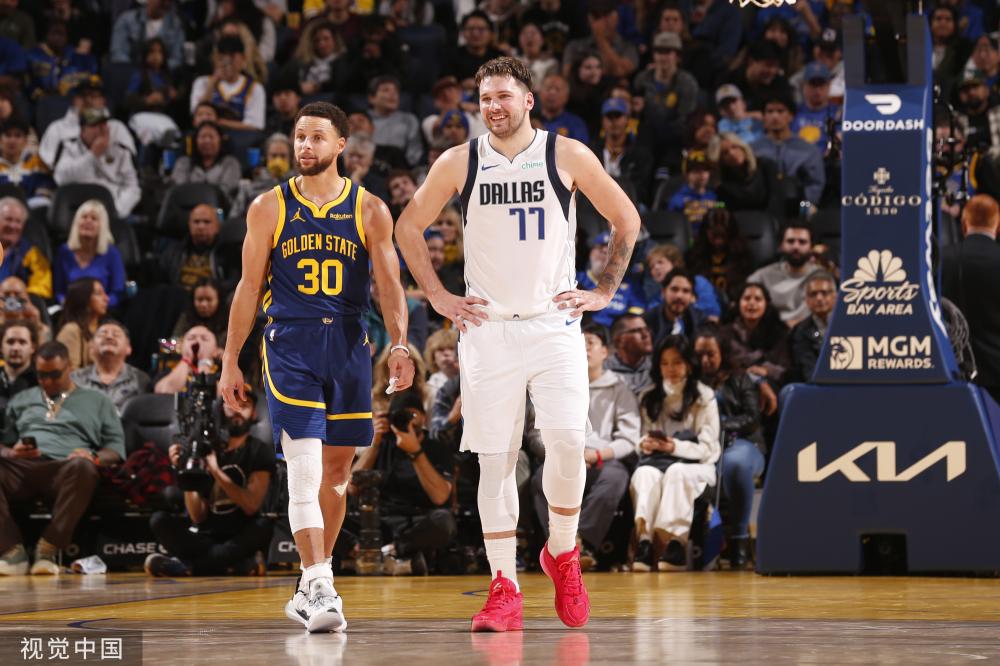 足球作为一 足球作为一