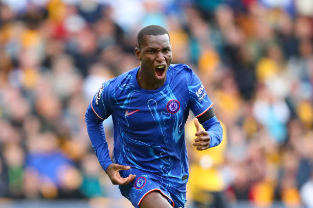 在此背景下 在此背景下